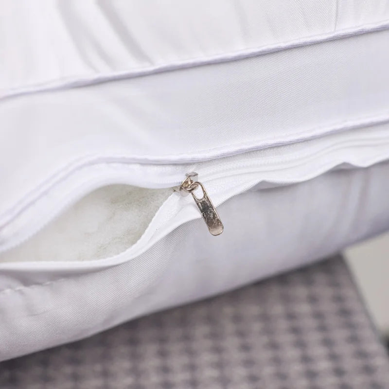 Luxurious 5-Star Hotel Quality Pillow 990g 20x30 Inches Deep Sleep Neck Support Non-Collapse High Pillow