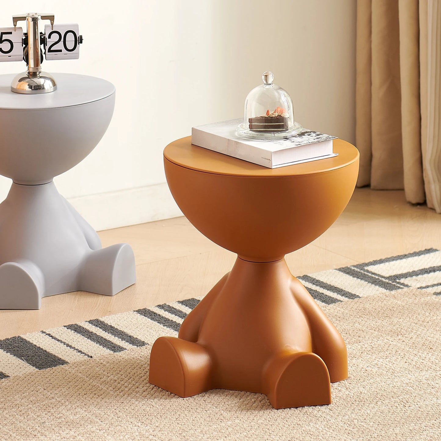 Small flat head coffee table  sofa side table table, round side table